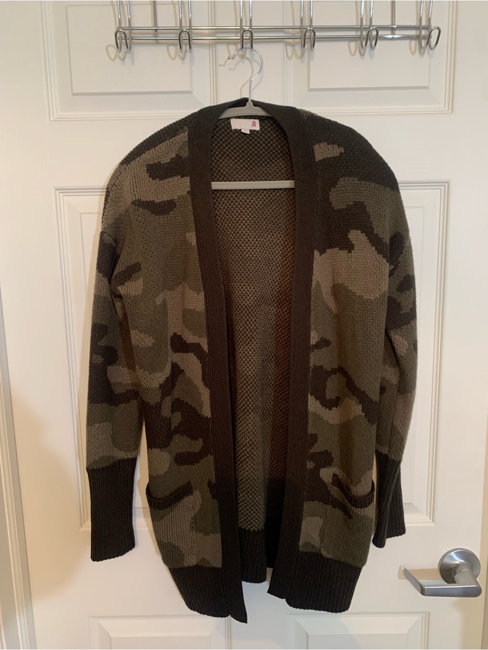 SO Men's Camouflage Open-Front Cardigan in Olive and Black